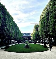 Classy Apartment - Eiffel Tower