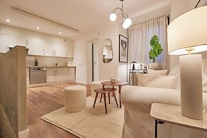 Classy Apartment - Eiffel Tower