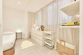 Classy Apartment - Eiffel Tower