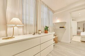 Classy Apartment - Eiffel Tower