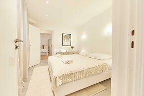 Classy Apartment - Eiffel Tower