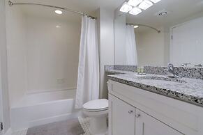 Central Pentagon City Location