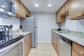 Central Pentagon City Location