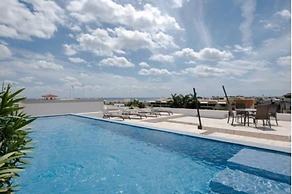 Infinito by Zamá Homes