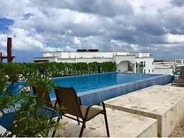 Infinito by Zamá Homes
