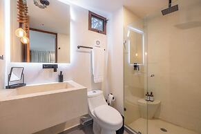 Azalea by Zamá Homes