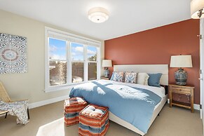 Lee Martinez Loft Near Poudre Trail and Old Town