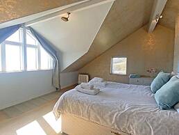 Private Cliff top Retreat by Perranuthnoe Beach