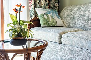 Luana Waikiki by Tropical Escapes Realty