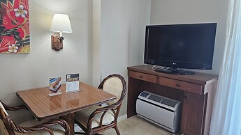 Luana Waikiki by Tropical Escapes Realty