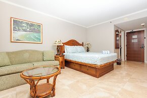 Luana Waikiki by Tropical Escapes Realty