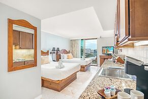 Luana Waikiki by Tropical Escapes Realty