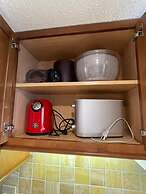 Luana Waikiki by Tropical Escapes Realty