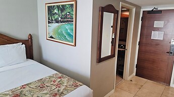 Luana Waikiki by Tropical Escapes Realty