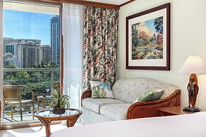 Luana Waikiki by Tropical Escapes Realty