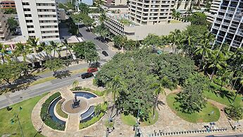 Luana Waikiki by Tropical Escapes Realty