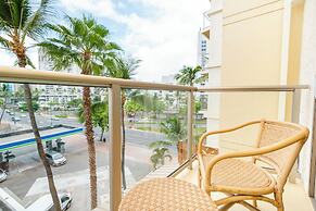 Luana Waikiki by Tropical Escapes Realty