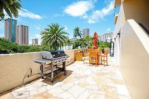Luana Waikiki by Tropical Escapes Realty