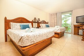 Luana Waikiki by Tropical Escapes Realty