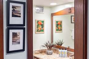 Luana Waikiki by Tropical Escapes Realty