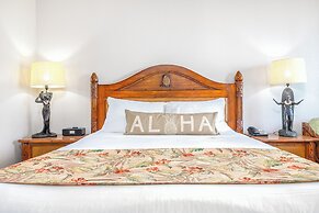 Luana Waikiki by Tropical Escapes Realty