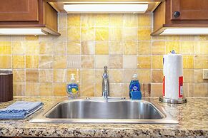 Luana Waikiki by Tropical Escapes Realty