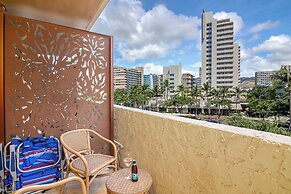Luana Waikiki by Tropical Escapes Realty