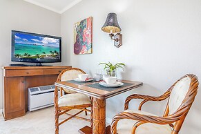 Luana Waikiki by Tropical Escapes Realty