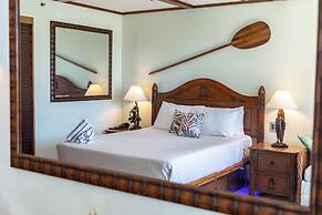 Luana Waikiki by Tropical Escapes Realty