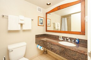 Luana Waikiki by Tropical Escapes Realty