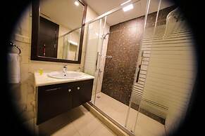 lancaster hotel apartments-Gardens