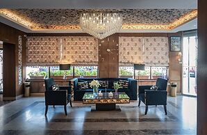 lancaster hotel apartments-Gardens