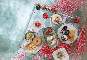 Timber Society Boutique Hideaway