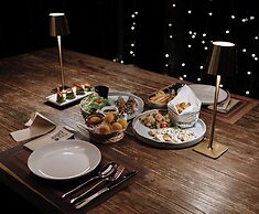 Timber Society Boutique Hideaway