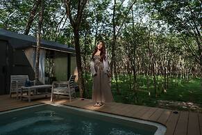 Timber Society Boutique Hideaway