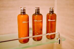 Timber Society Boutique Hideaway