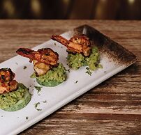 Timber Society Boutique Hideaway