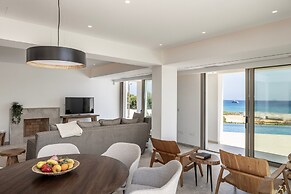 Protaras Beachfront Villla Mimosa