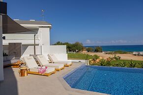 Protaras Beachfront Villla Mimosa