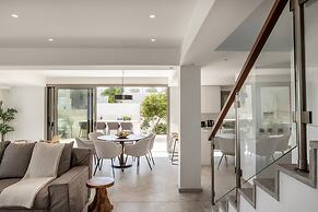 Protaras Beachfront Villla Mimosa