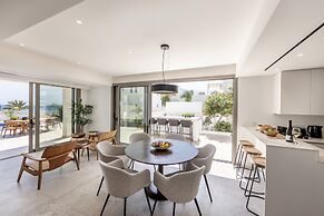 Protaras Beachfront Villla Mimosa