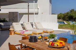 Protaras Beachfront Villla Mimosa