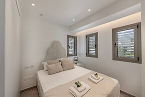 Protaras Beachfront Villla Mimosa