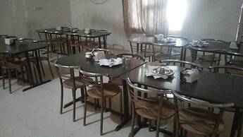 Karni hotel and restaurant