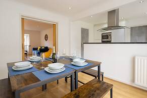 Host Stay Lingwood Park