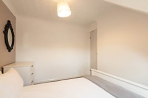 Host Stay Lingwood Park