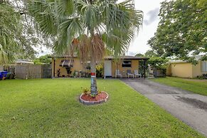 Pet-friendly Fort Lauderdale Home: 8 Mi to Beach!