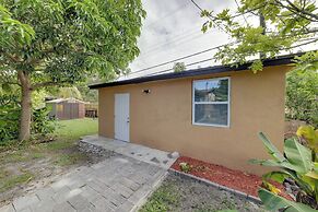 Pet-friendly Fort Lauderdale Home: 8 Mi to Beach!