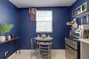 Pet-friendly Fort Lauderdale Home: 8 Mi to Beach!