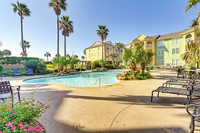 Walking Distance to Babe's Beach: Condo w/ Balcony